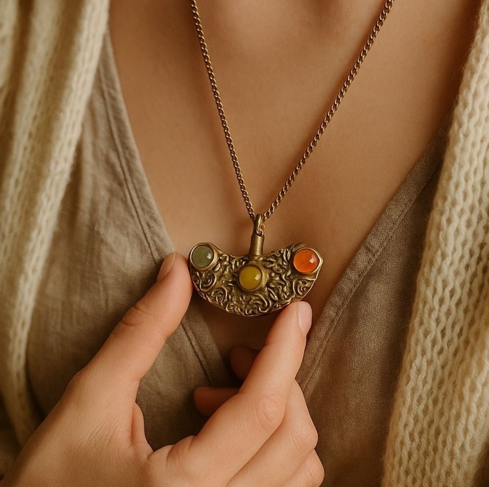 Vintage Boho Perfume Snuff Bottle Necklace With Stones